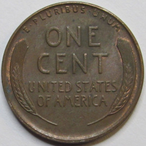 1935 Lincoln Wheat Cent - antique American wheat penny from Great Depression era