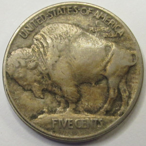 1913 Buffalo Nickel - Type 1 - first year of issue raised mound nickel with full horn