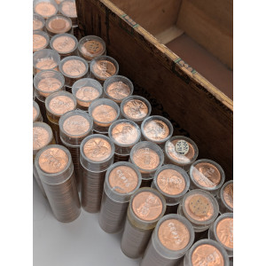 Lot of 2900 uncirculated copper Lincoln Memorial Cents - 1960-1964 rolls in vintage Wm Penn cigar box