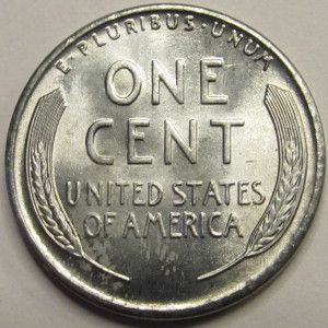 1943 Lincoln Wheat Cent - uncirculated American steel penny from WW2